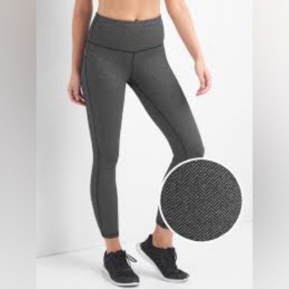 Old Navy black gray herringbone athletic exercise leggings Petite Small